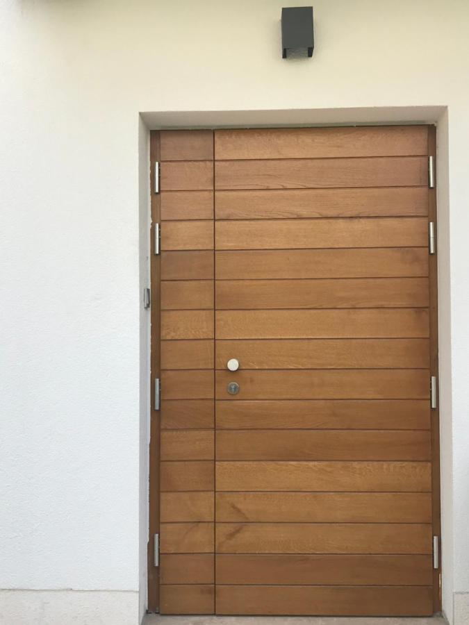 Guesthouse - Hotel California Novalja Exterior photo